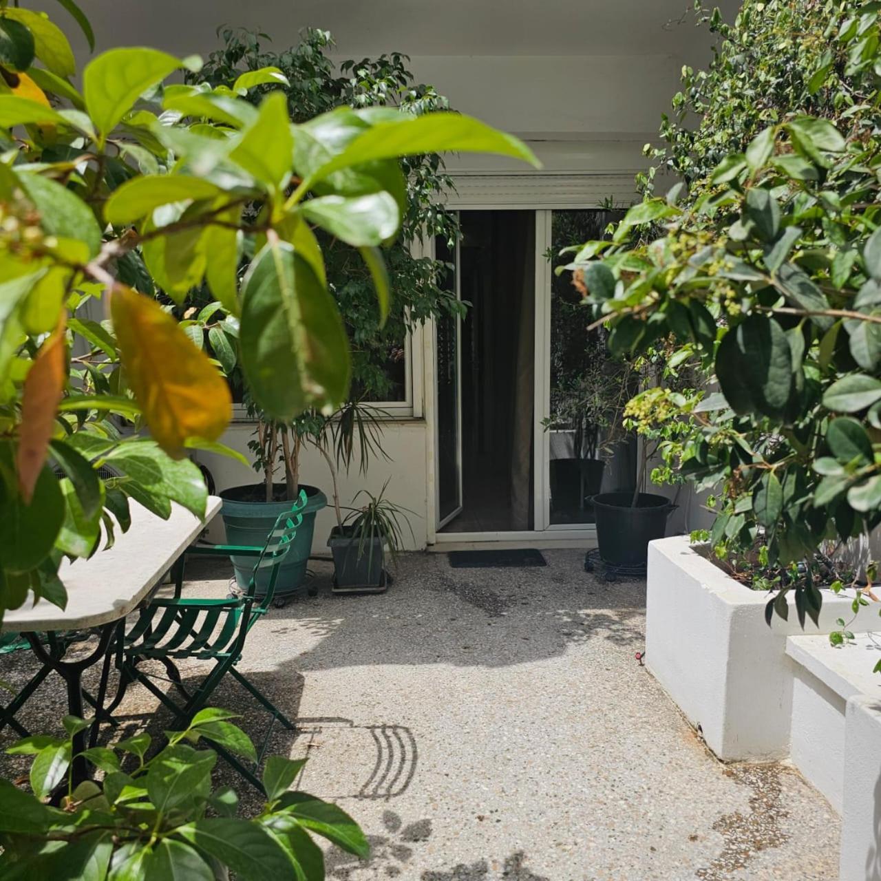 Diocharous Garden Apartment Atenas Exterior foto